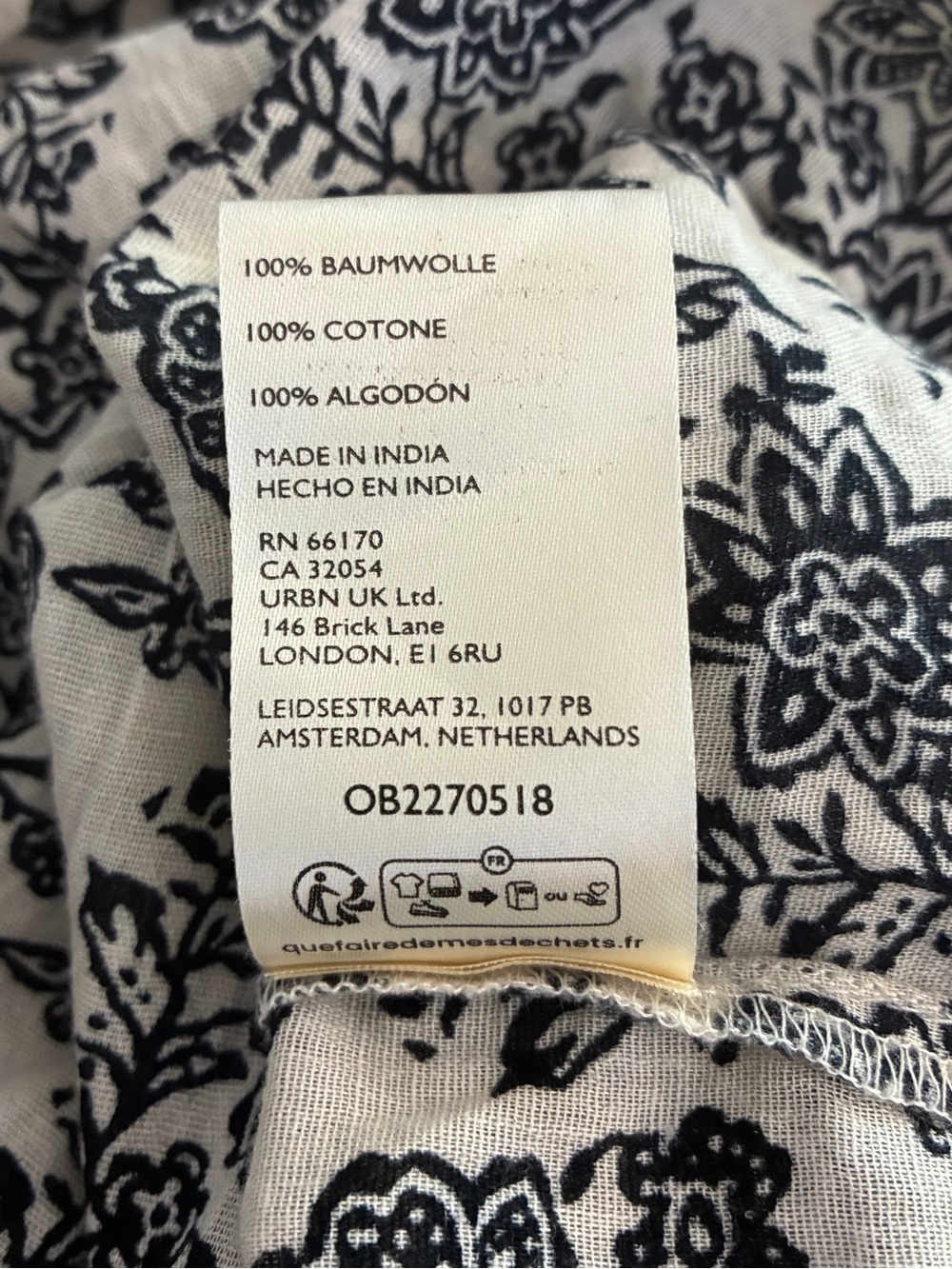 Anthropologie Black & White Floral V-Neck Blouse NWOT - Picture 4 of 6